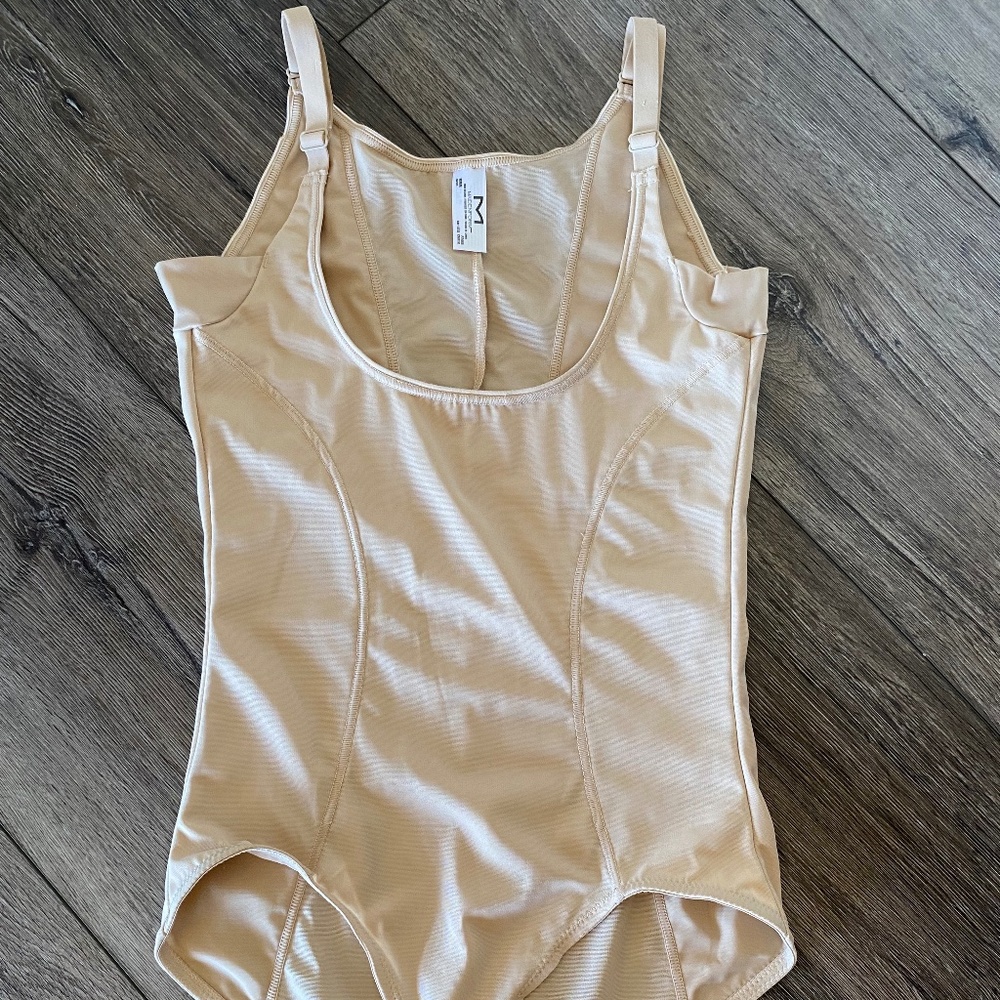 Maidenform shapeware